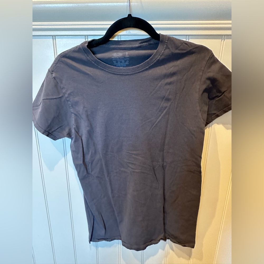 FRUIT OF THE LOOM Boys Size Small Grey Short Sleeve Tee Shirt